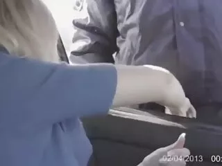 Draguee en terrasse baisee brutalement dans les bois