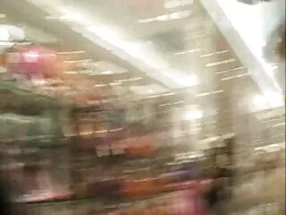 Սևամորթը սպիտակ ընկերուհուն կոկորդում է ժանյակավոր ներքնազգեստով