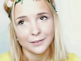 գլխիվայր դեմքը ծիծաղել և դեմքի քամշոտ կրակոց - kcxx