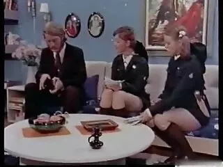 Բրիտանական milf lara լատեքսը հագնվում է ff նեյլոնե անդրավարտիքով