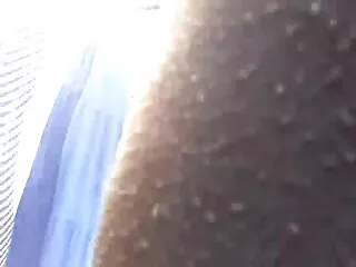 Ասիացի տղաները զվարճանում են