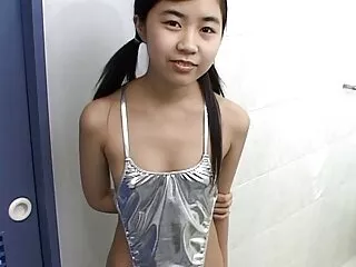 Ensգայական սիրտը մոտիկից բացում է նեղացած հեշտոցը և մոտենում