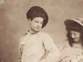 Մեծ ավար լատինա Julուլիանա Վեգա